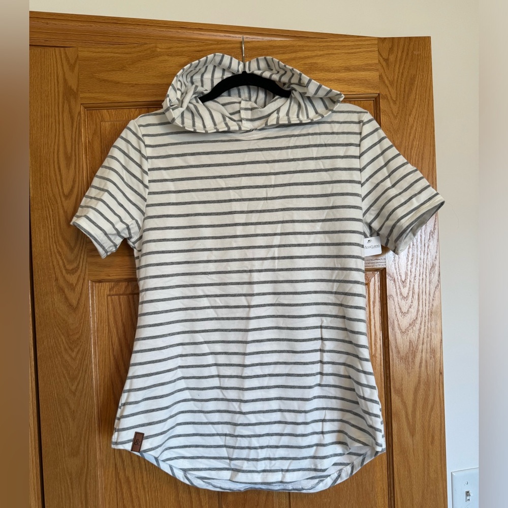 Short sleeve hooded top.  White with grey stripes.